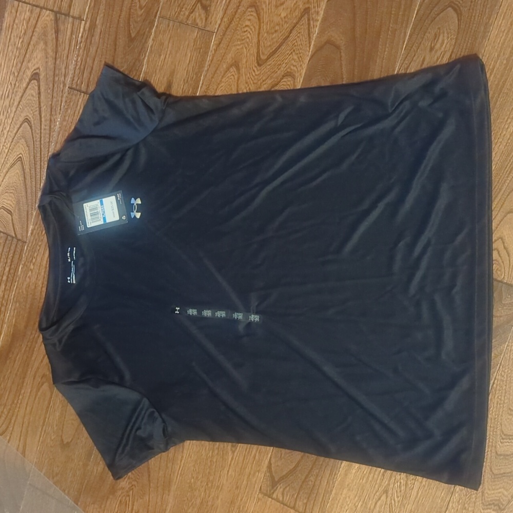 Men's Under Armour Shirt